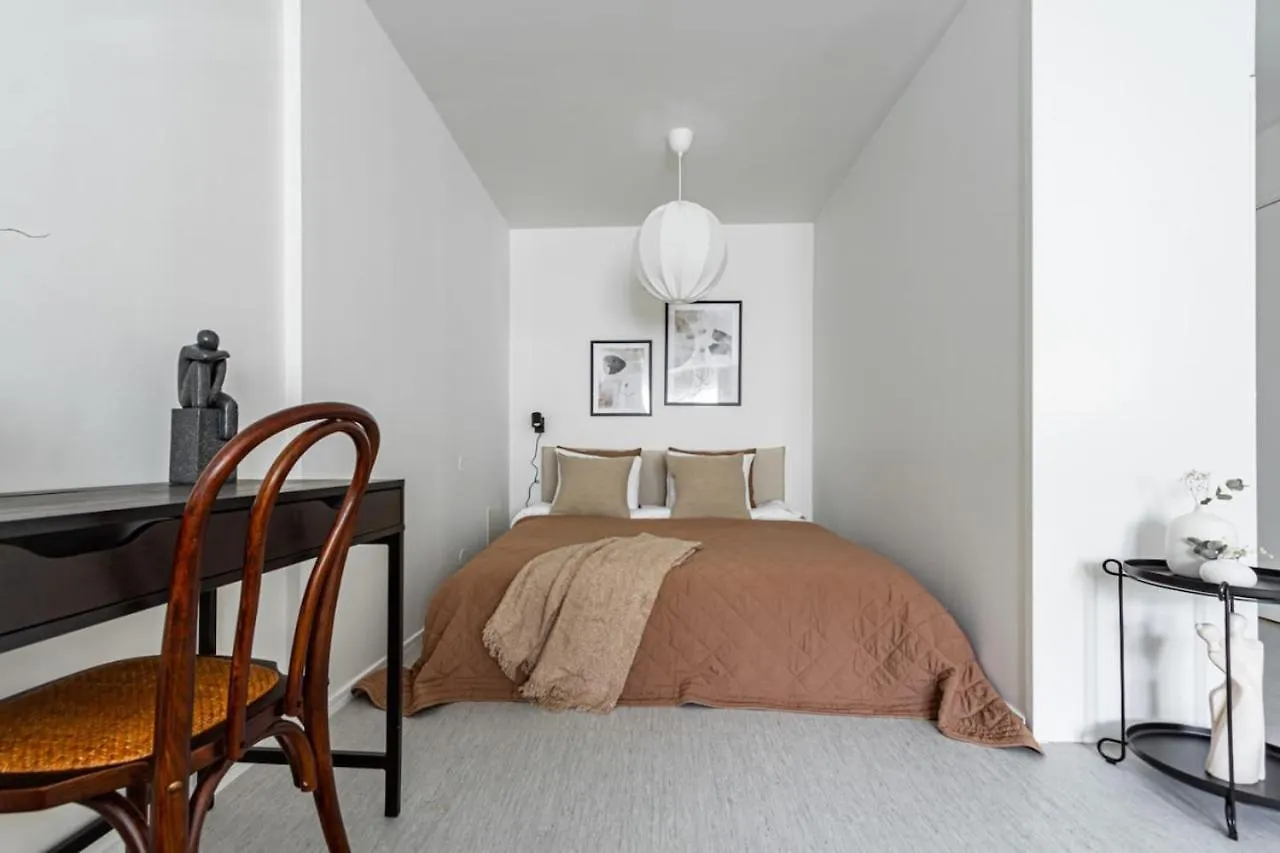 Low-Cost Stay In Sofo, Construction Work Stockholm
