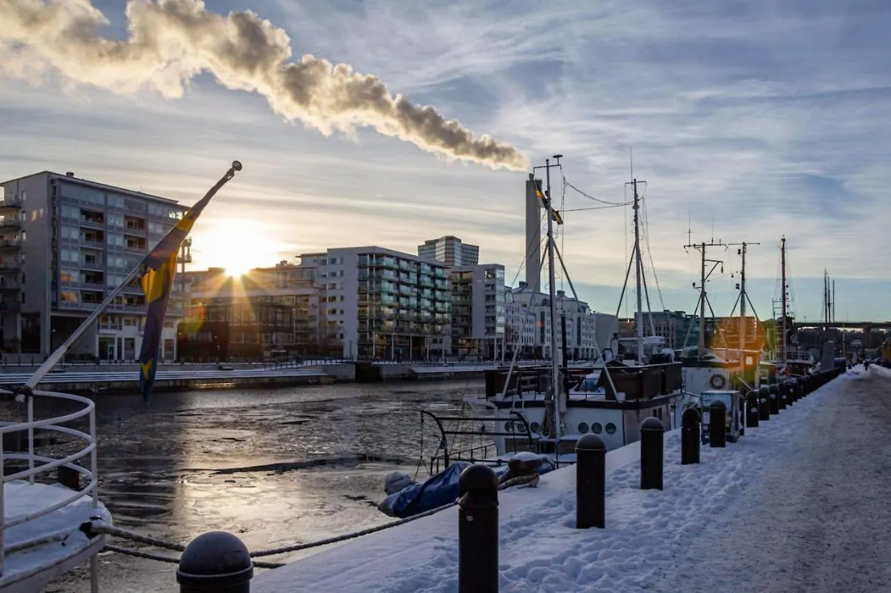 Low-Cost Stay In Sofo, Construction Work Stockholm Lejlighed